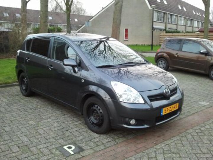 Toyota Verso 2.2 D-4D-F Dynamic (2008)