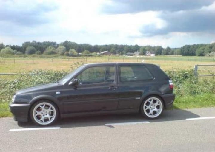 Volkswagen Golf 2.8 VR6
