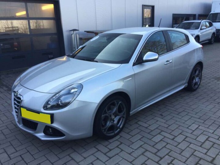 Alfa Romeo Giulietta 1.4 Turbo MultiAir Distinctive (2012)