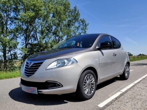 Lancia Ypsilon TwinAir 85 Platinum
