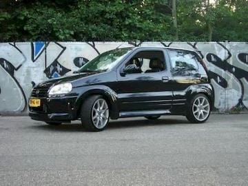 Suzuki Ignis 1.5 Sport (2003)