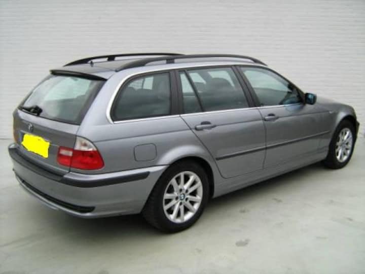 BMW 318d touring Black & Silverline