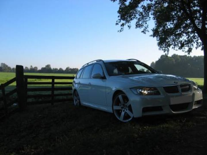 BMW 335d Touring High Executive (2007)