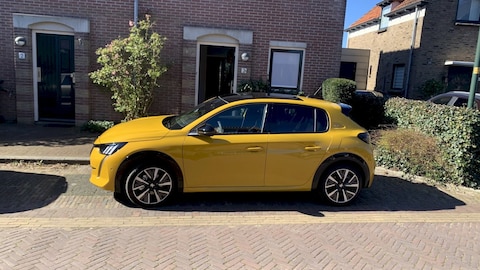 Peugeot 208 GT Pack 1.2 PureTech 100