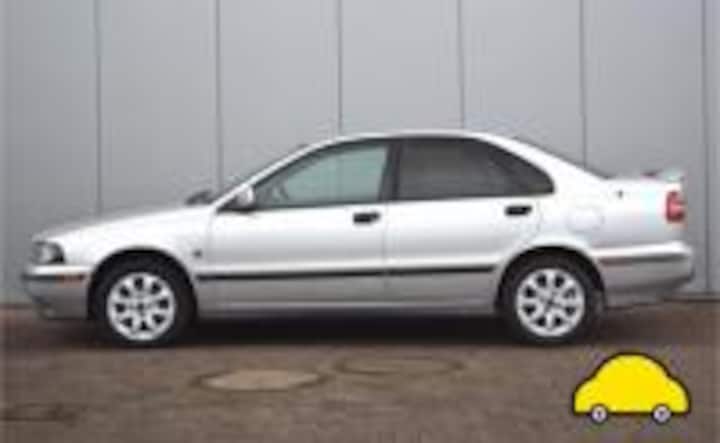 Volvo S40 1.8 (2000)