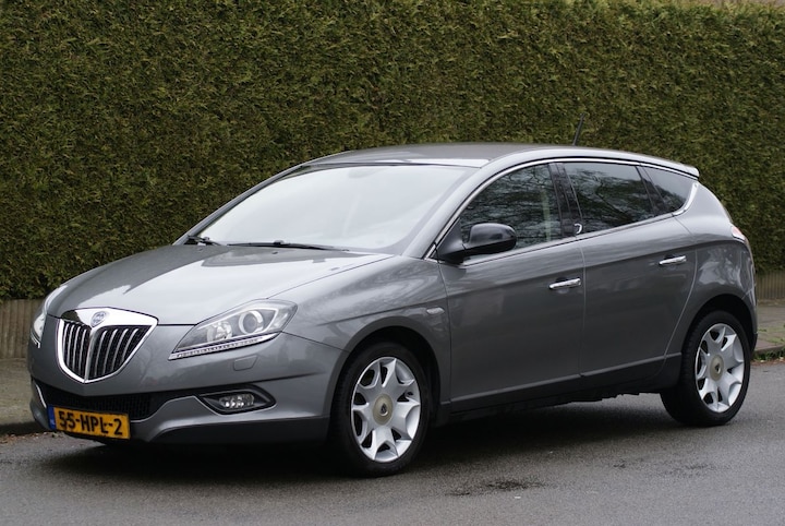 Lancia Delta 1.6 Multijet 120pk Oro (2009)