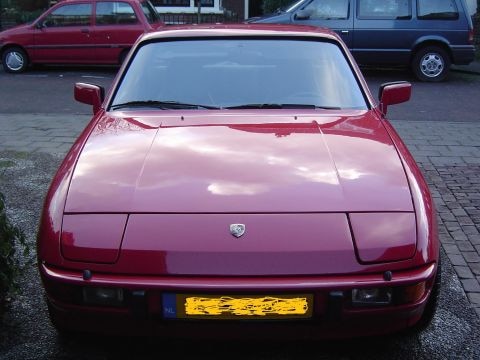 Porsche 924 (1981)