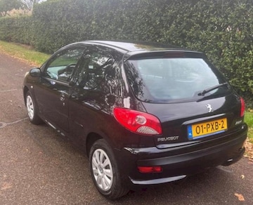 Peugeot 206+ XS 1.4 (2011)