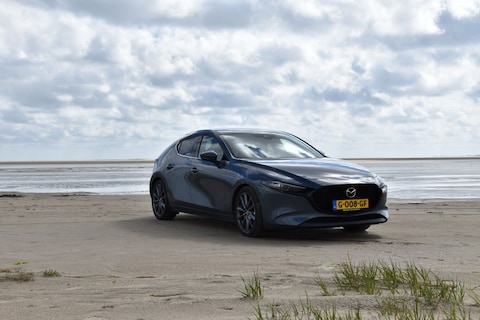 Mazda 3 SkyActiv-G 2.0 122 Luxury