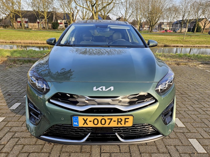 Kia Ceed Sportswagon 1.6 GDI PHEV ExecutiveLine (2024)