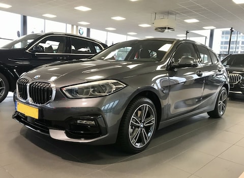 BMW 118i Corporate Executive