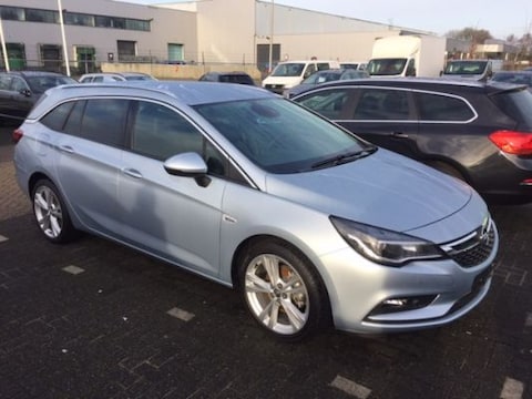 Opel Astra Sports Tourer 1.6 Turbo Innovation (2017)