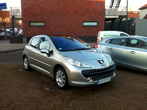 Peugeot 207 Féline 1.6 HDiF 16V 110pk