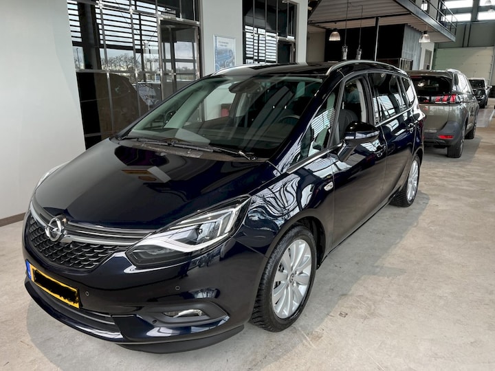 Opel Zafira (2019)