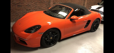 Porsche 718 Boxster (2016)