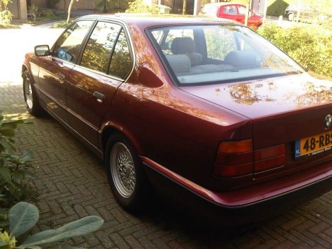 BMW 530i (1993)