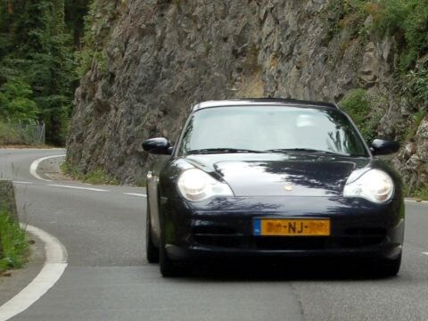 Porsche 911 Carrera 4 Coupé (2004)
