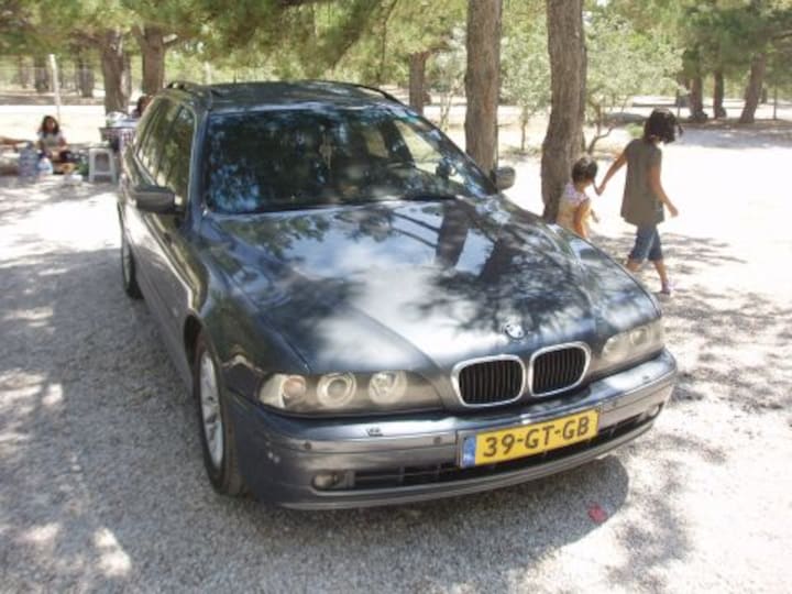 BMW 530d touring Executive (2001)