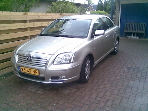 Toyota Avensis 1.6 16v VVT-i Linea Terra