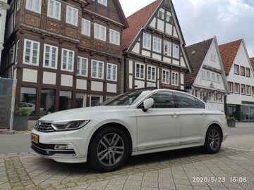 Volkswagen Passat 1.6 TDI 120pk Highline Business R (2017)