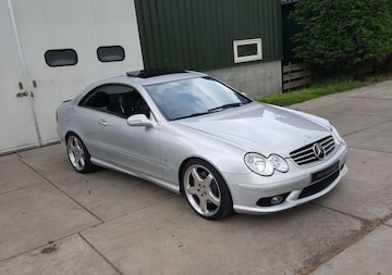 Mercedes-Benz CLK 500 Avantgarde (2002)