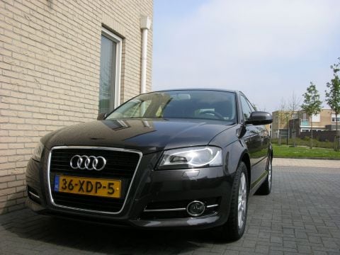 Audi A3 Sportback 1.2 TFSI Attraction Advance (2012)