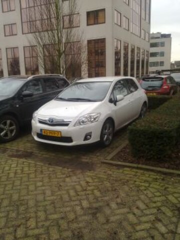 Toyota Auris 1.8 Full Hybrid Executive (2011)
