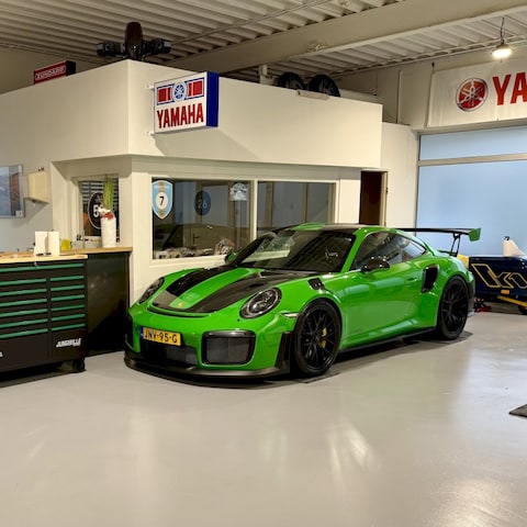 Porsche 911 GT2 RS