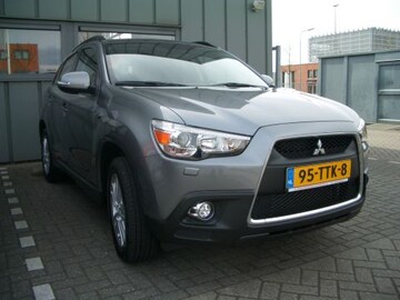 Mitsubishi ASX 1.6 ClearTec Intense (2012)