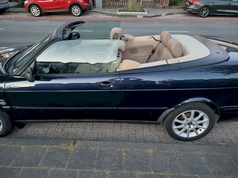 Saab 9-3 Cabriolet SE 2.0 (1998)