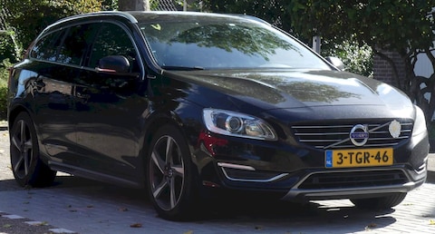 Volvo V60 D6 AWD Plugin-Hybrid Momentum
