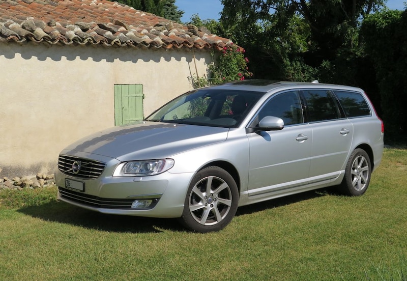 Volvo V70 D4 Summum (2014)