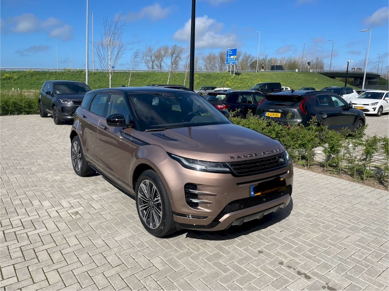 Land Rover Range Rover Evoque P300e AWD Dynamic HSE (2024)