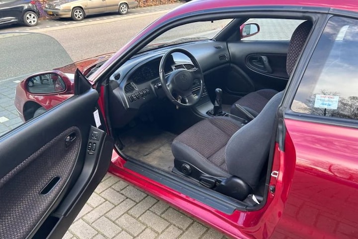 Mazda MX-6