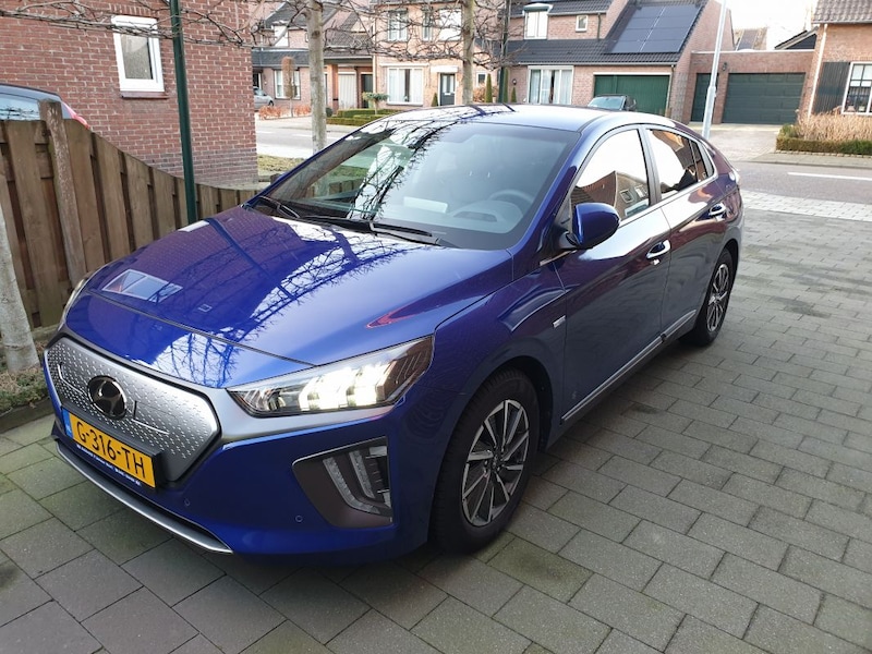 Hyundai Ioniq Electric Premium (2019)