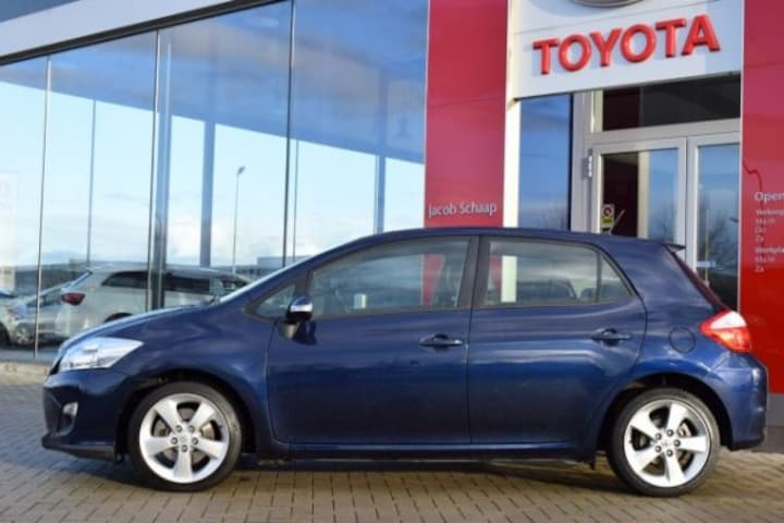 Toyota Auris 1.8 Full Hybrid Executive (2011)