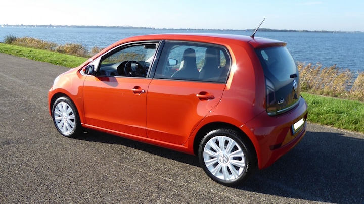 Volkswagen Up 1.0 60pk high up! (2017)