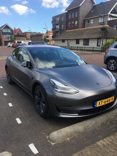 Tesla Model 3 Long Range AWD (2019)