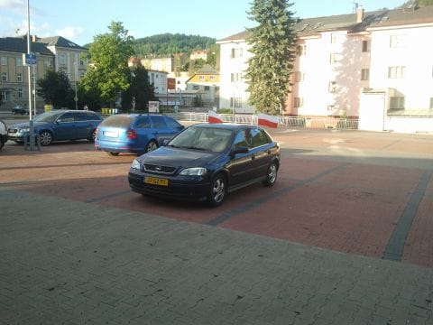 Opel Astra 1.7 DTi Pearl (2001)