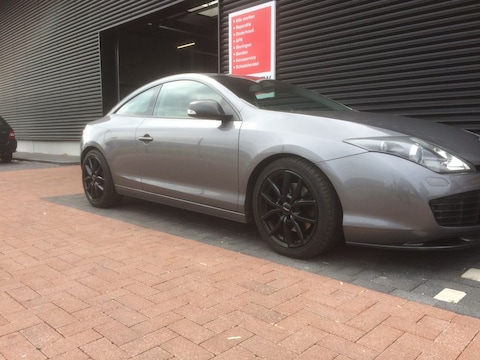 Renault Laguna Coupé 2.0 16V T 205 GT