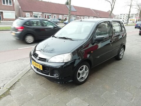 Daihatsu Young RV 1.0 12V SXi