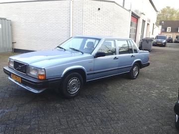 Volvo 740 GL 2.3 (1989)