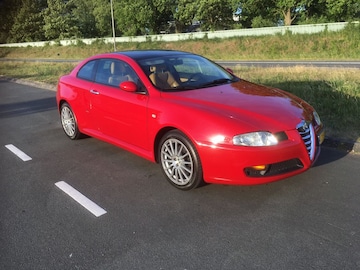Alfa Romeo GT 2.0 JTS 16V Distinctive (2005)