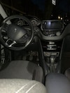 Peugeot 208 Allure 1.2 PureTech 82 (2016)