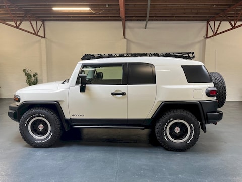 Toyota FJ Cruiser