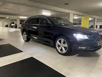 Skoda Superb Combi 1.4 TSI Greentech ACT Ambition (2016)