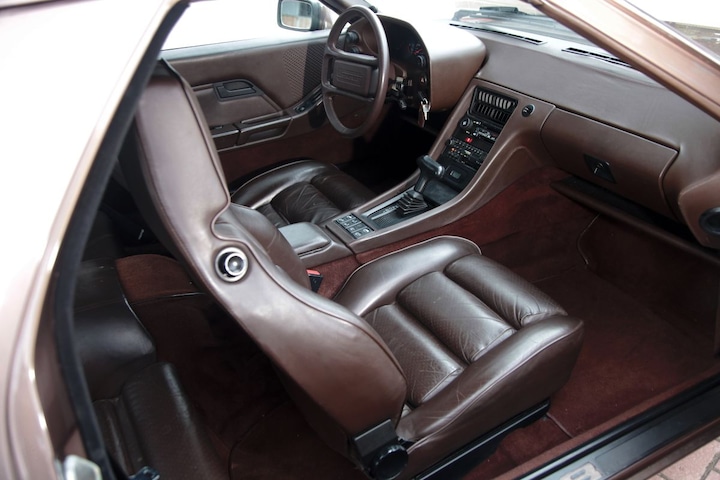 Porsche 928 S