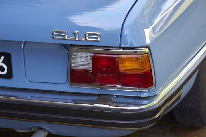 BMW 5-serie E12 - 518