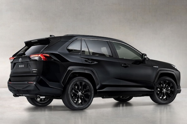 Toyota RAV4 Hybrid Black Edition