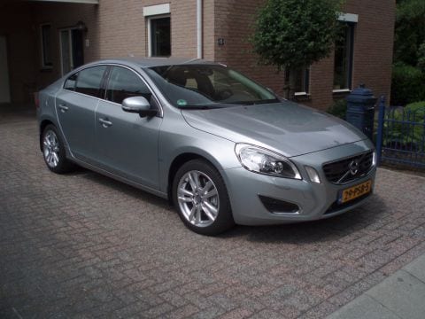 Volvo S60 T5 Summum (2011)